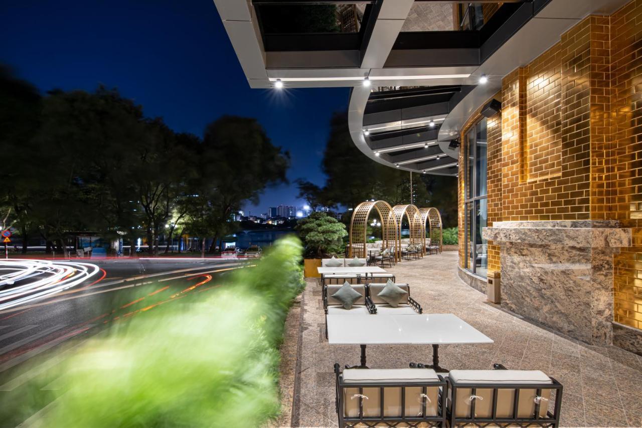 Dolce By Wyndham Hanoi Golden Lake Екстер'єр фото